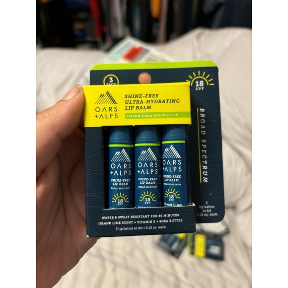OARS‎ + ALPS SHINE-FREE UPTRA-HYDRATING LIP BALM 3 PACK SPF 18 ISLAND LIME NIB - Picture 2 of 4